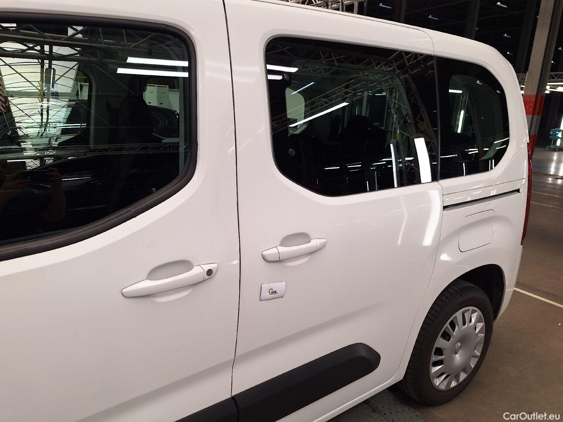  Opel  Combo Opel,  Life '18, Opel  Life 1.2 Turbo Start/Stop Edition L1H1 7pl #9