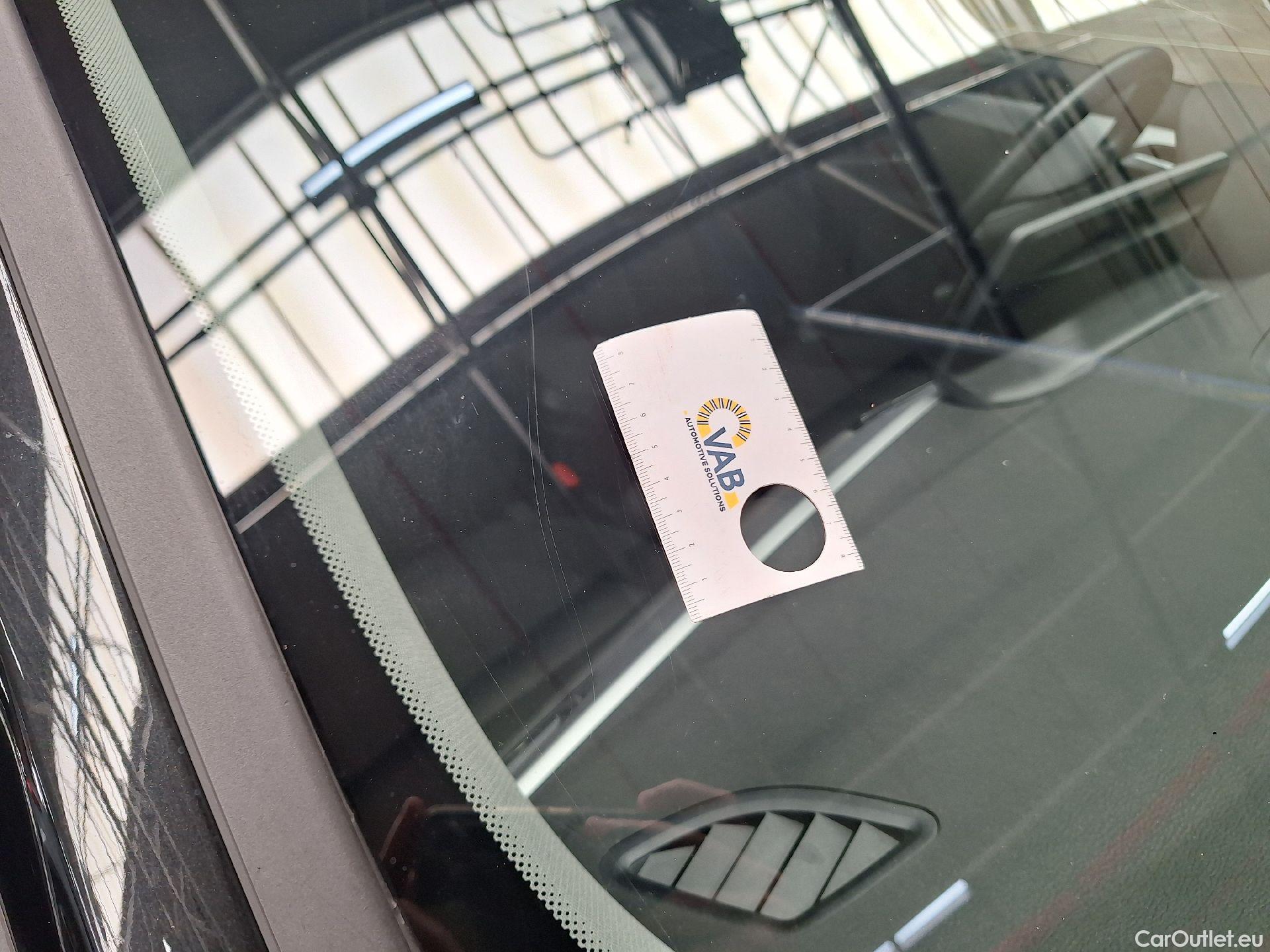  Bmw  X1 BMW,  FL'19, BMW  sDrive18dA (110 kW) 5d #12