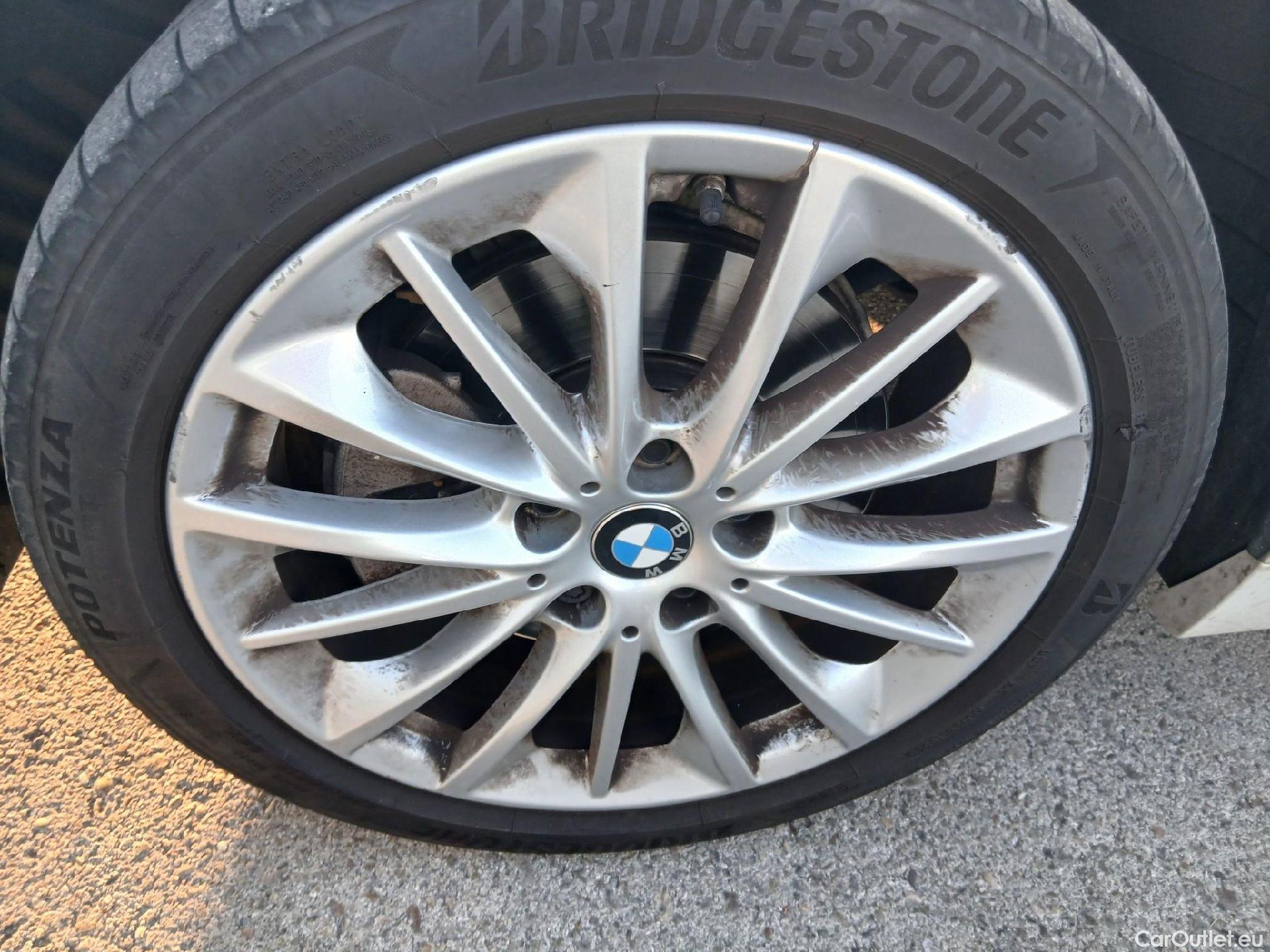  Bmw  Serie 1 BMW  / 2019 / 5P / berlina con portón 118i #6