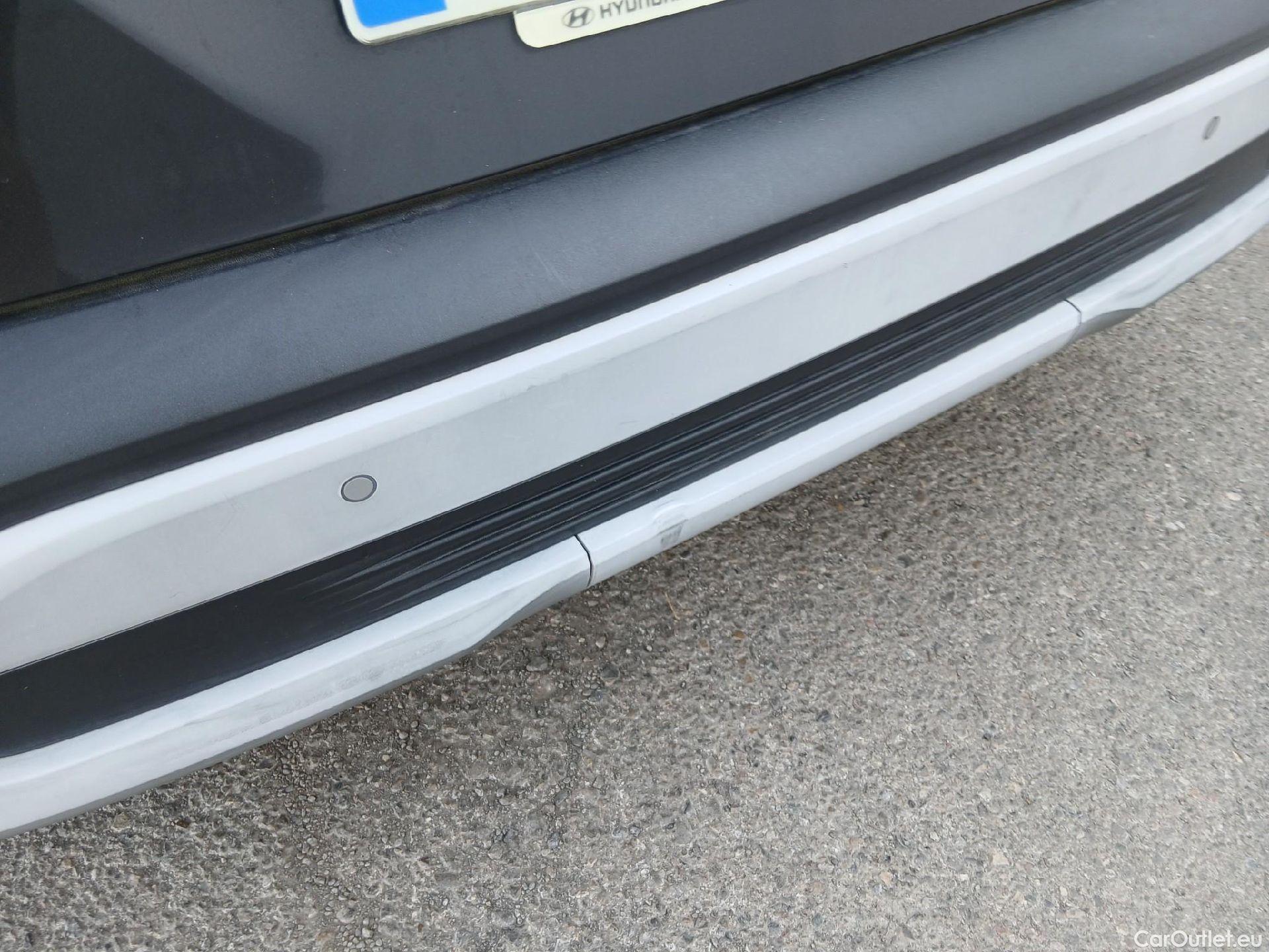  Hyundai  Konna HYUNDAI Kona / 2020 / 5P / todoterreno 1.6 GDI HEV Maxx DCT #3