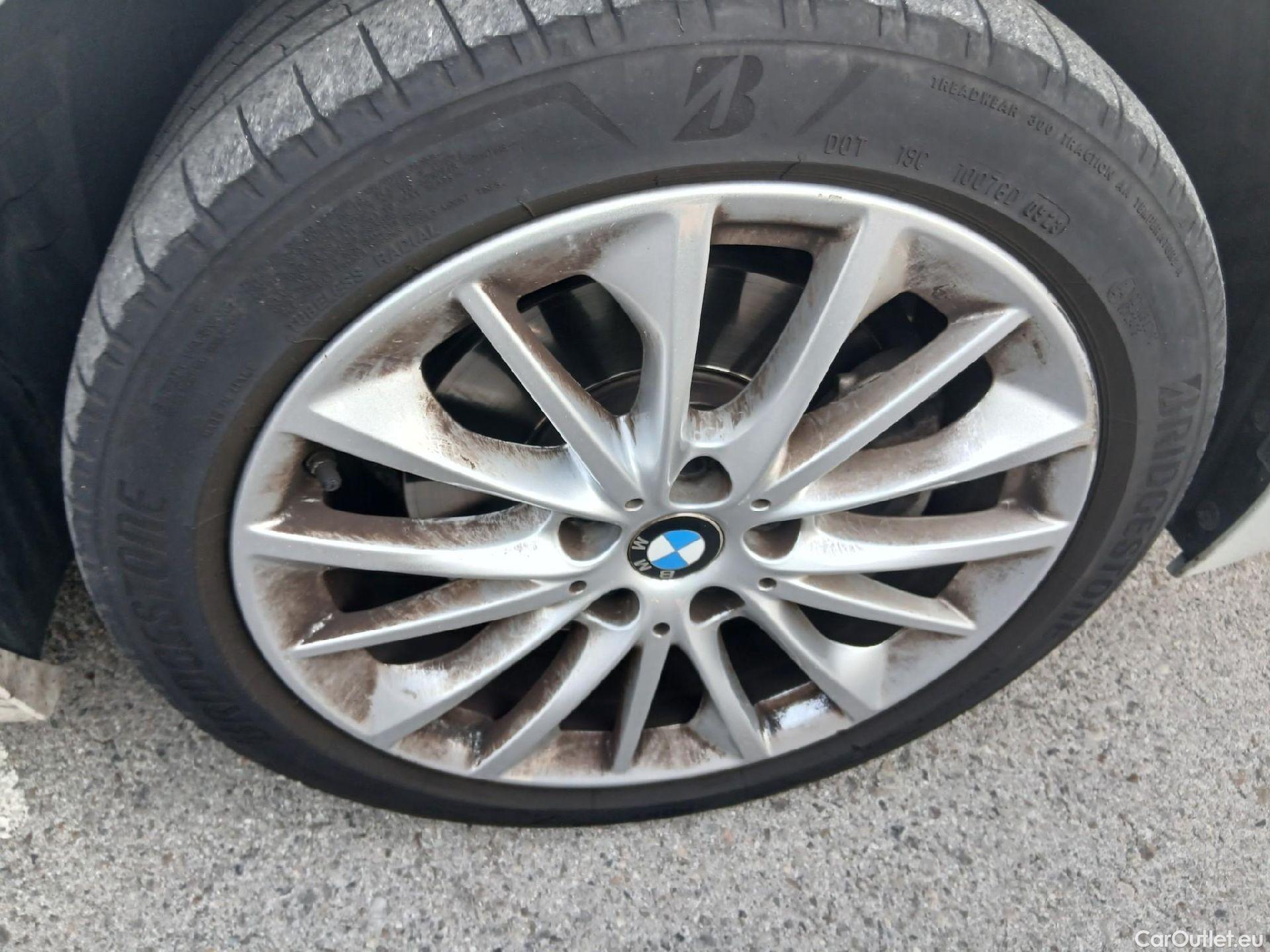  Bmw  Serie 1 BMW  / 2019 / 5P / berlina con portón 118i #35