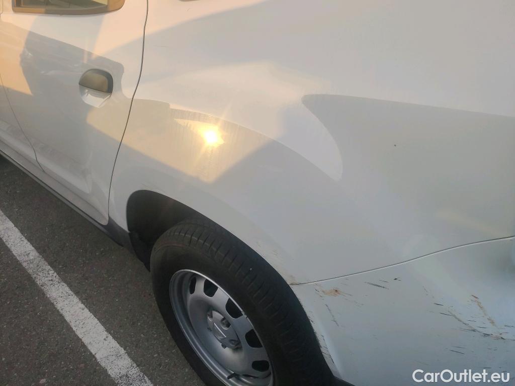  Dacia  Duster DACIA  / 2018 / 5P / todoterreno Essential 1.6 84kW (114CV) 4X2 GLP - 18 #22