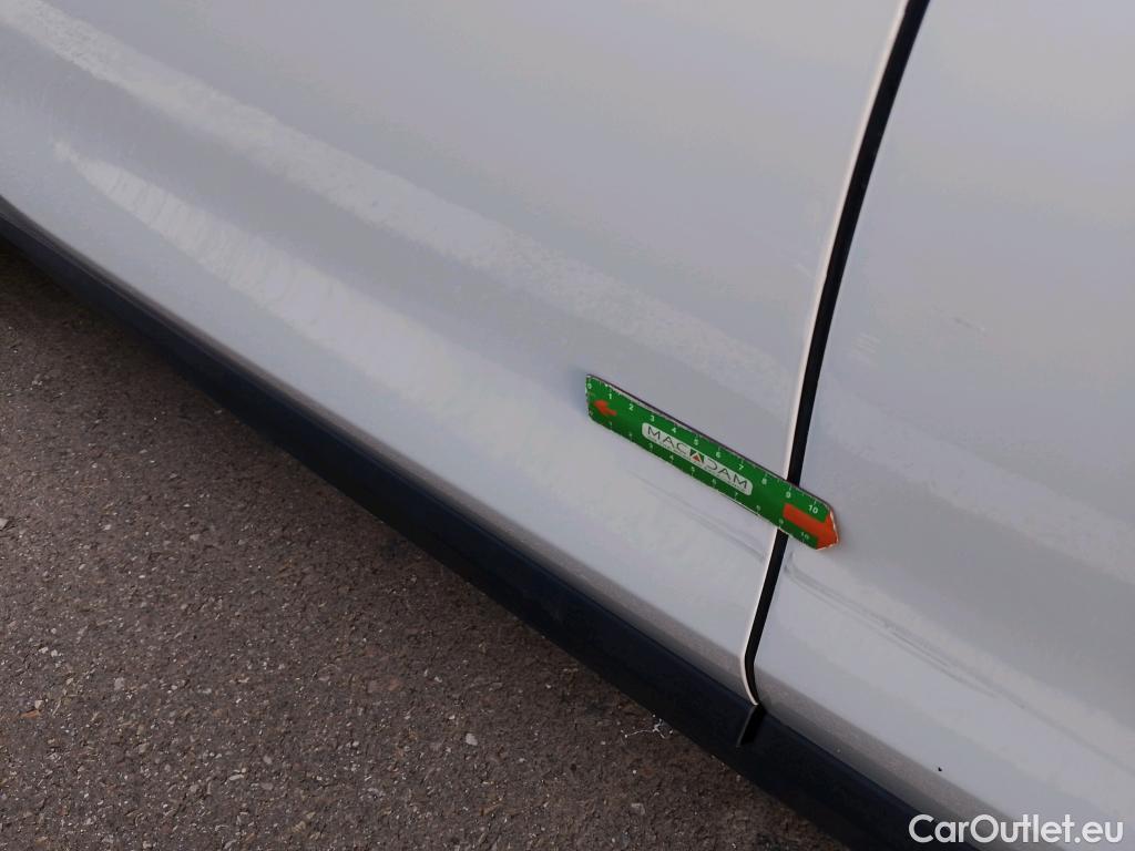  Bmw  X1 BMW  / 2019 / 5P / todoterreno sDrive18dA Corporate #8