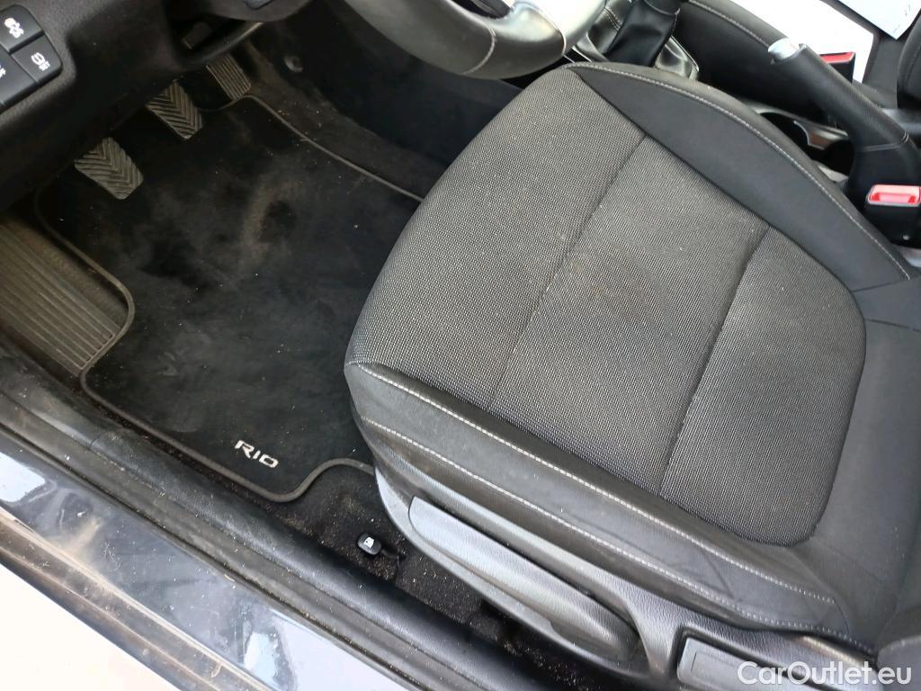  KIA  Rio KIA  / 2020 / 5P / berlina con portón 1.0 T-GDi 74kW (100CV) MHEV iMT Drive #8