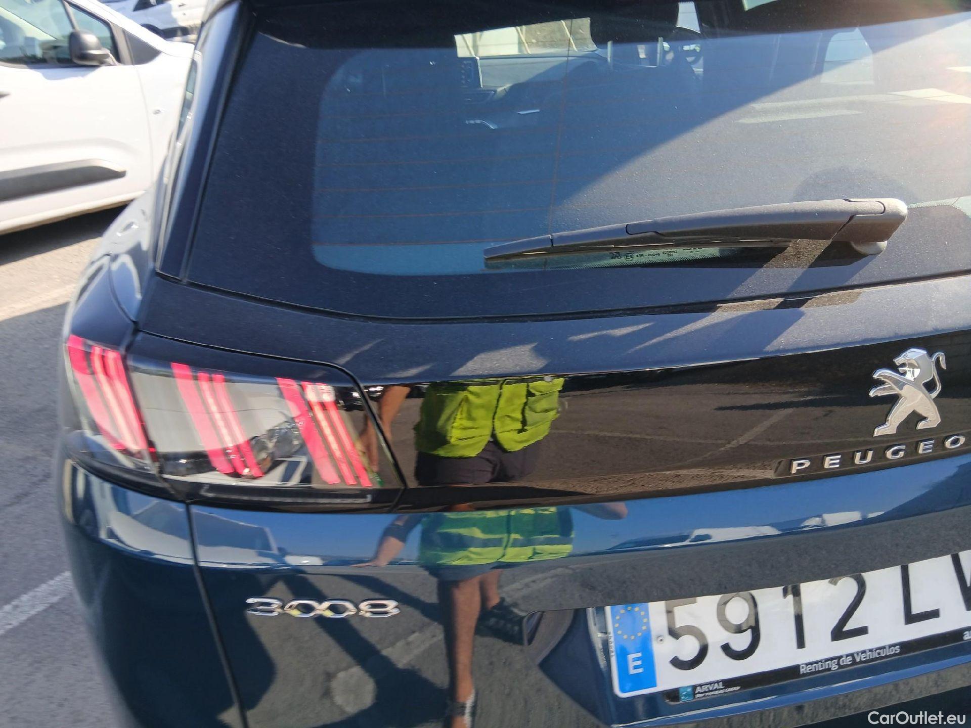  Peugeot  3008 PEUGEOT  / 2020 / 5P / todoterreno 1.5 BlueHDi 96kW S&S Active Pack EAT8 #17