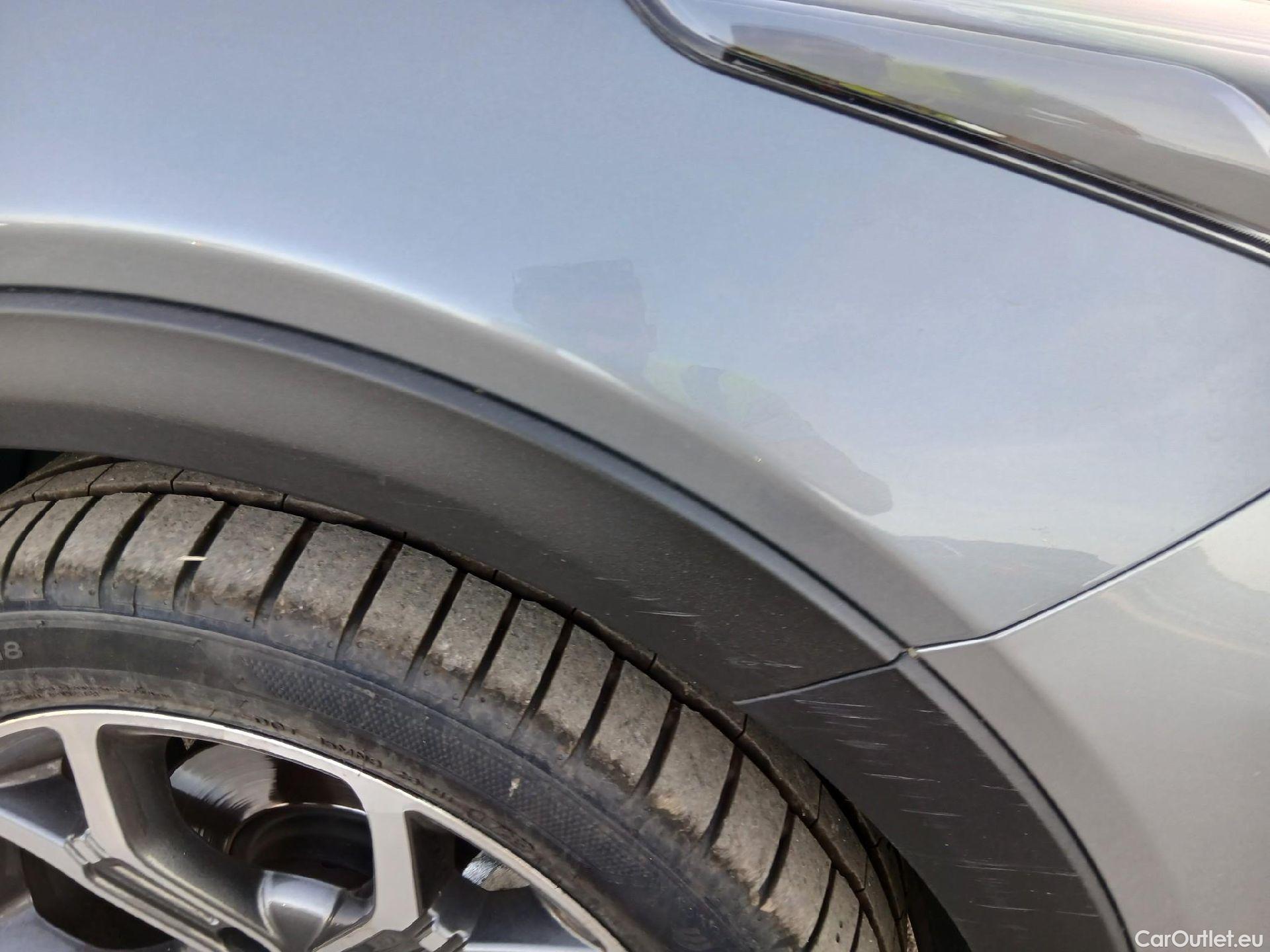  KIA  XCeed KIA  / 2019 / 5P / todoterreno 1.0 T-GDi Tech 88kW (120CV) #23