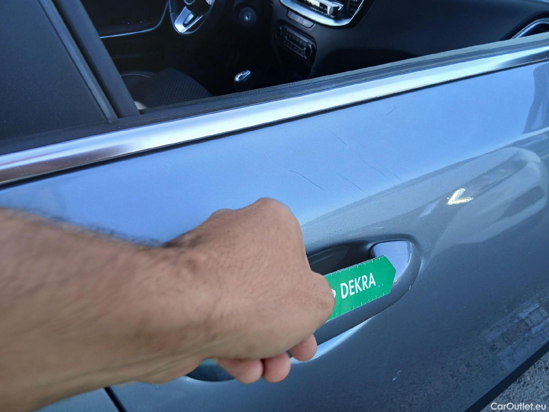  KIA  XCeed KIA  / 2019 / 5P / todoterreno 1.0 T-GDi Tech 88kW (120CV) #22