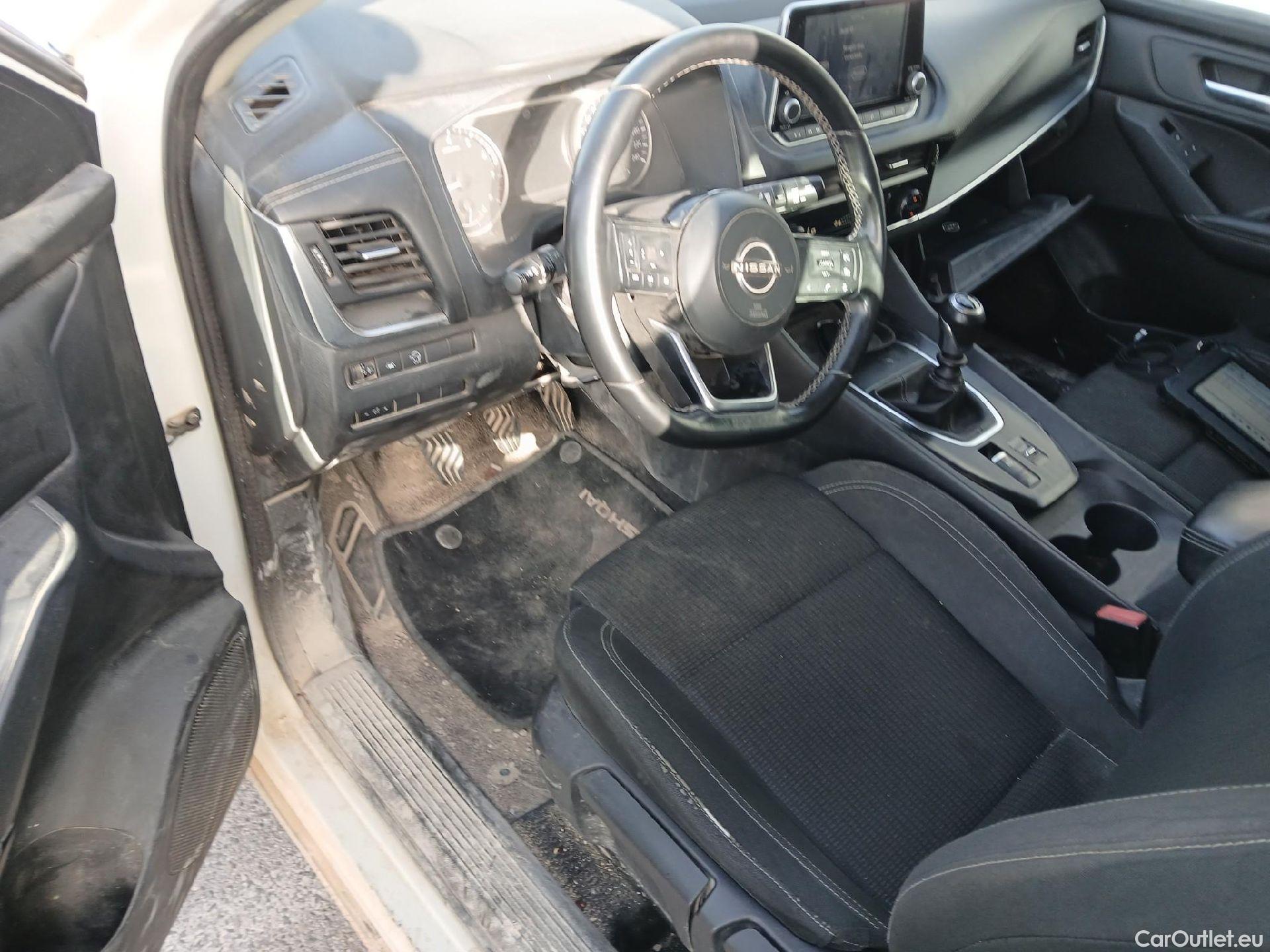  Nissan  Qashqai NISSAN  / 2021 / 5P / todoterreno DIG-T 103kW (140CV) mHEV 4x2 Acenta #4