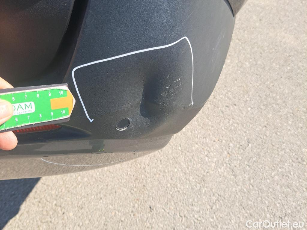  Toyota  RAV4 TOYOTA  / 2018 / 5P / todoterreno 2.5l 220H Advance Plus 4WD #17