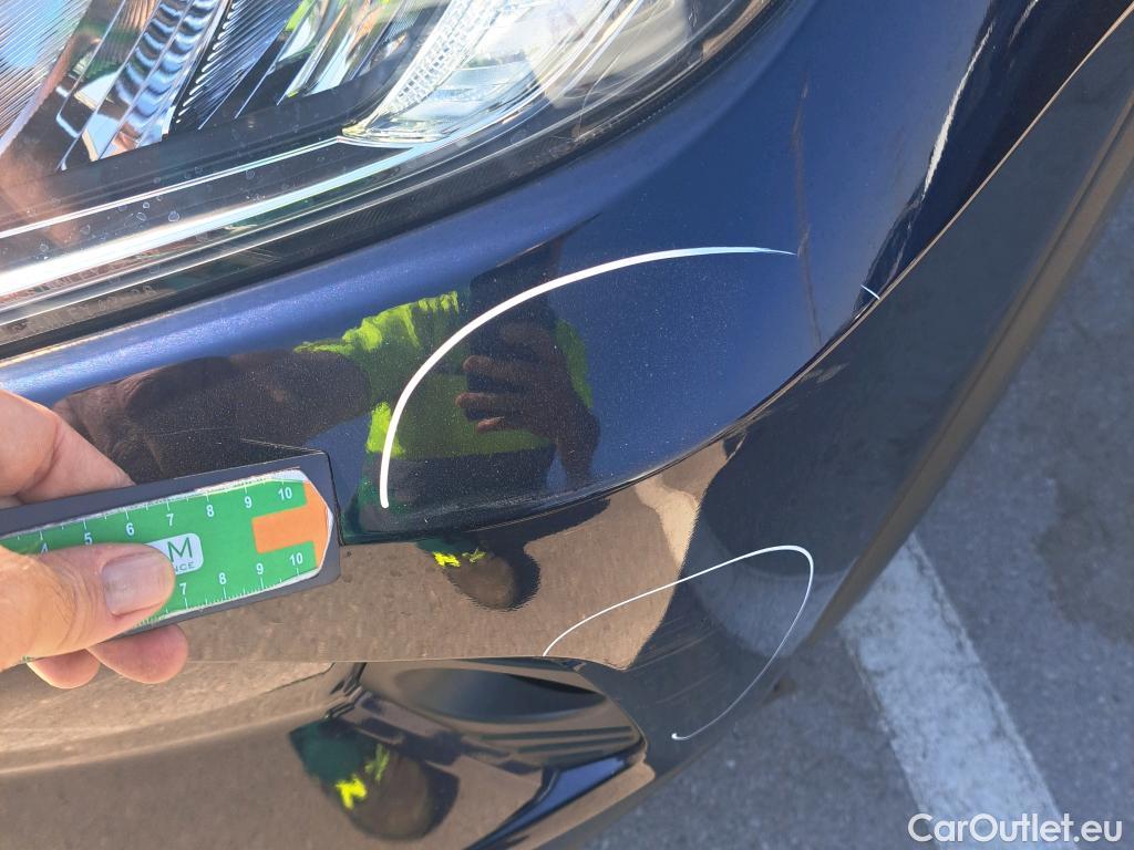  Toyota  RAV4 TOYOTA  / 2018 / 5P / todoterreno 2.5l 220H Advance Plus 4WD #38