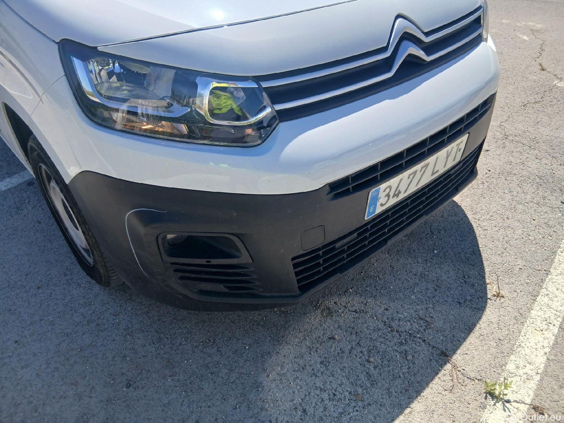  Citroen  Berlingo CITROEN  / 2018 / 4P / furgón derivado de turismo Talla M BlueHDi 100 CLUB #3