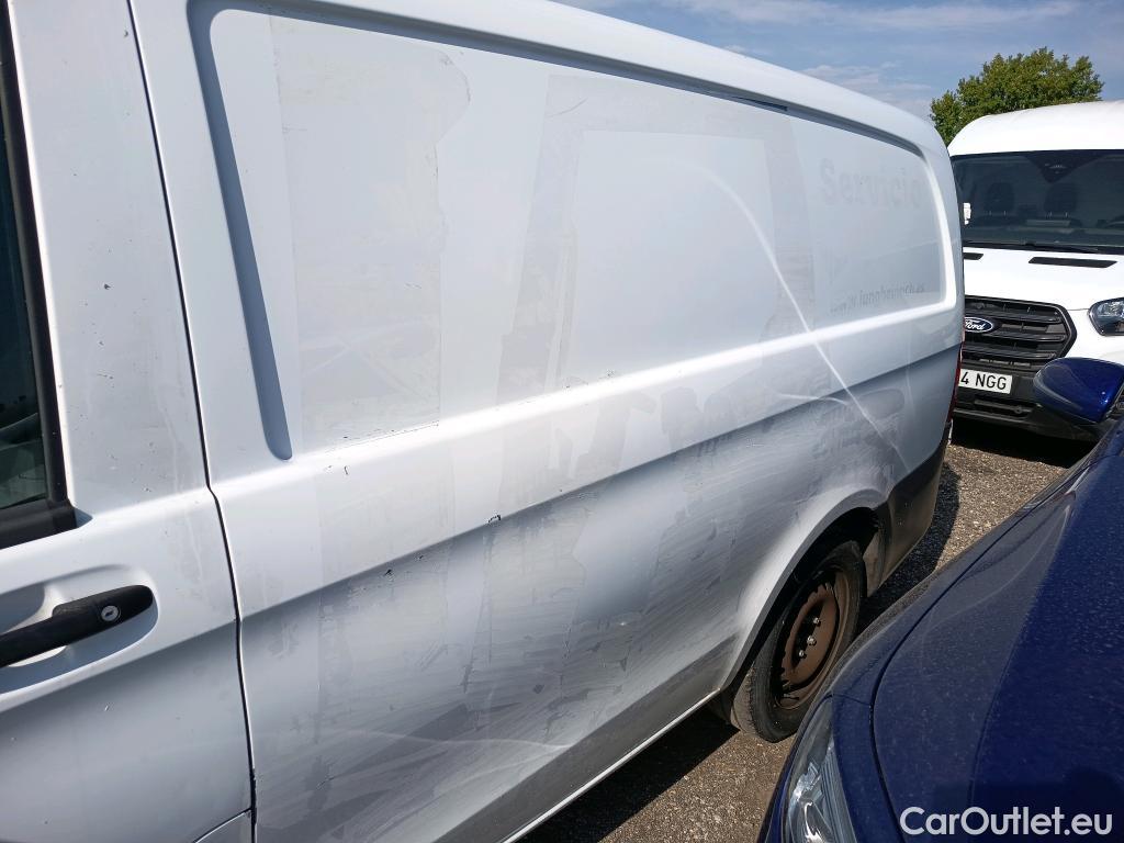 Mercedes  Vito MERCEDES-BENZ  / 2014 / 4P / furgón 114 CDI Larga #9