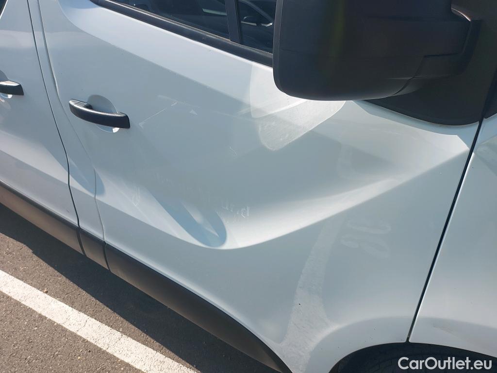  Renault  Trafic RENAULT  / 2019 / 4P / furgón Doble Cabina 27 L1 Energy BluedCi 88 kW #22