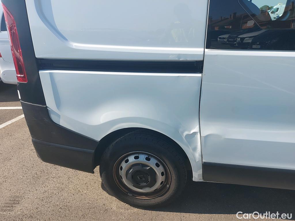  Renault  Trafic RENAULT  / 2019 / 4P / furgón Doble Cabina 27 L1 Energy BluedCi 88 kW #1