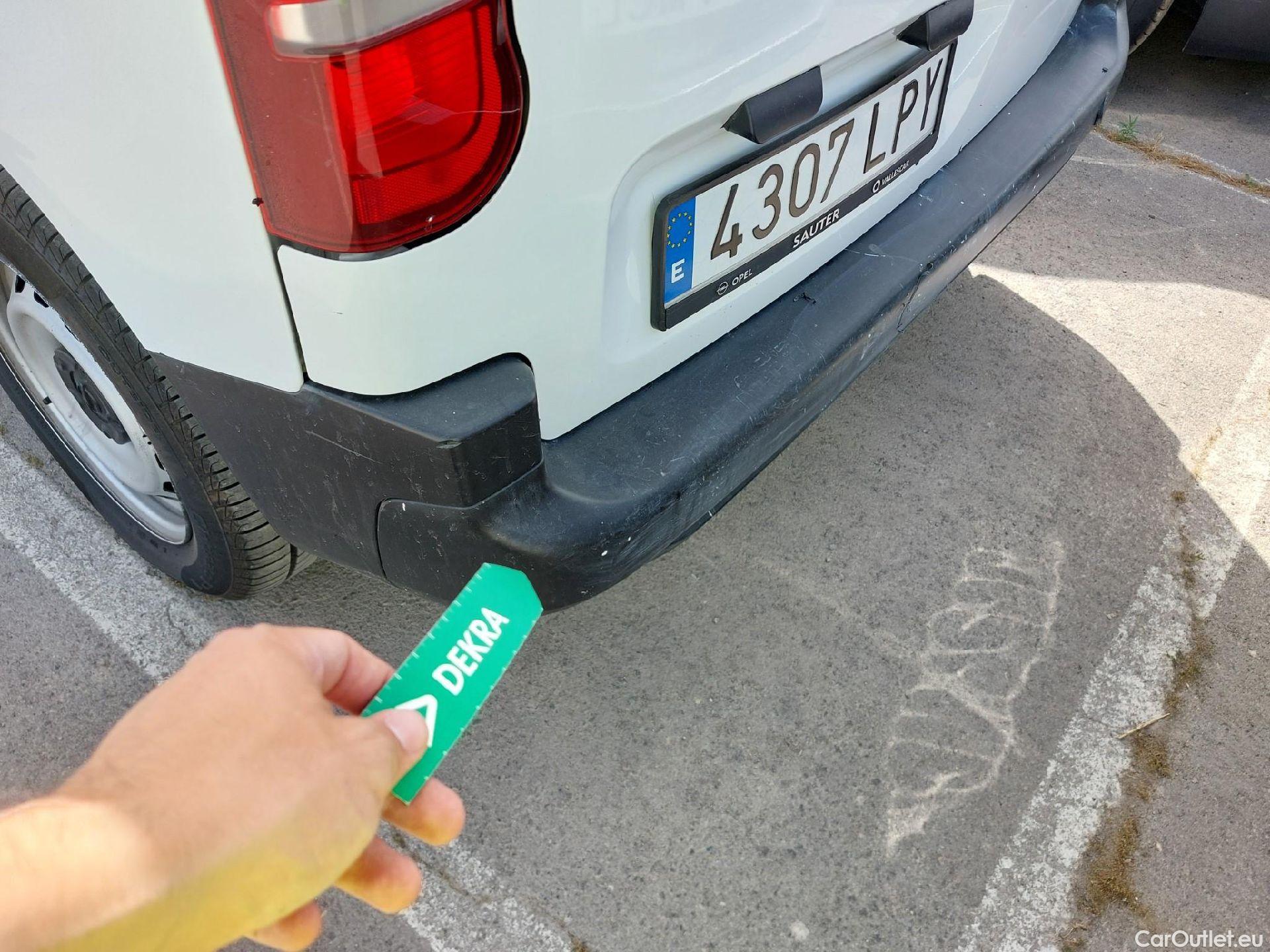  Opel  Combo OPEL  / 2018 / 3P / furgón derivado de turismo 1.5 TD 75kW (100CV) Express L H1 650kg #9