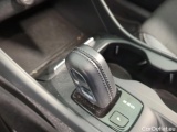  Volvo  XC 40 Volvo XC40 T4 Momentum Pro Auto 5d #24