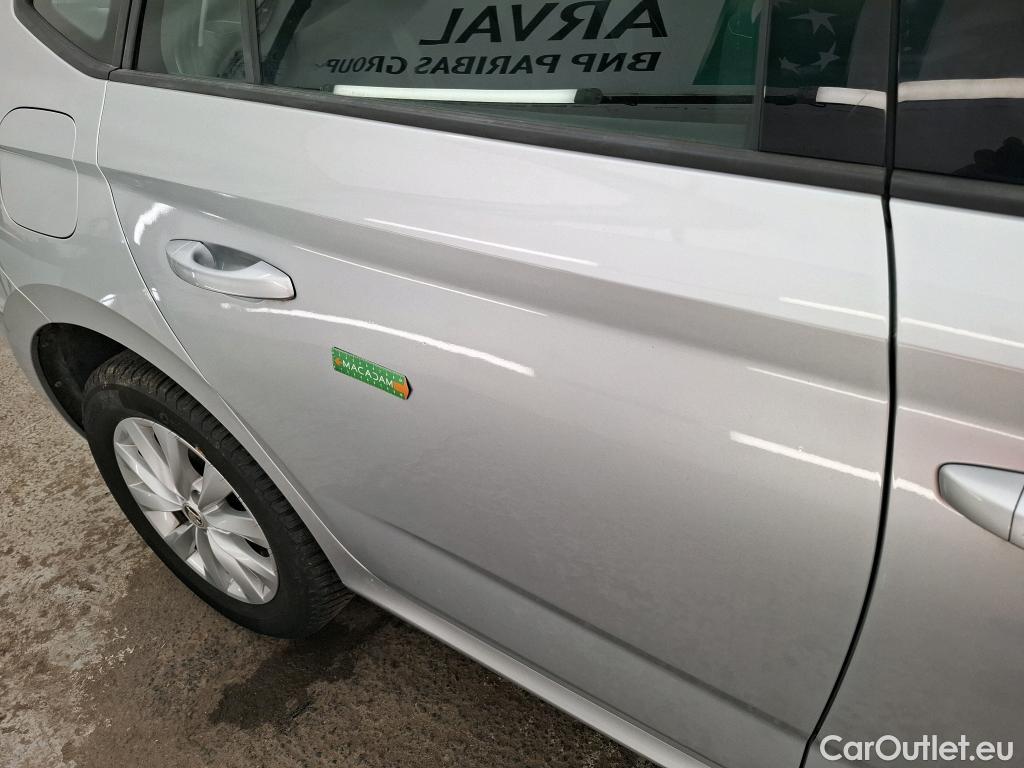  Skoda  KAMIQ  Business 1.0 TSI 110CV BVA7 E6d #1