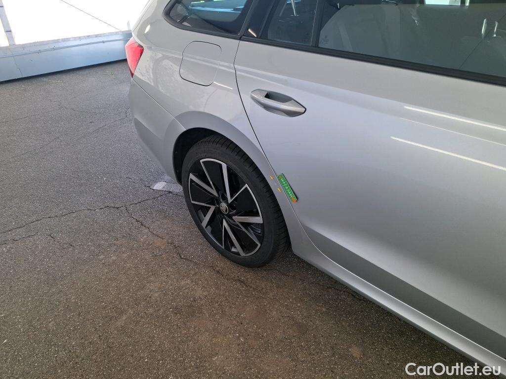  Skoda  Octavia SKODA  Combi / 2020 / 5P / Break 1.4 TSI PHEV iV 204 DSG6e Business #4