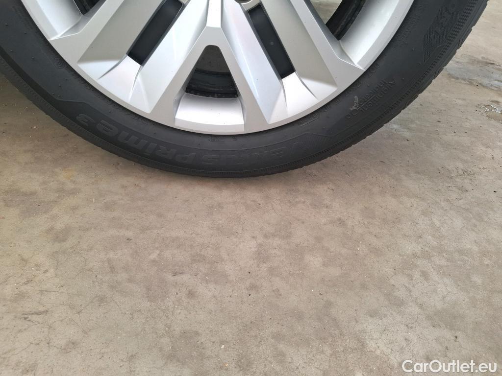  Renault  Captur  II Business 1.6 E-TECH Hybrid 145CV BVA6 E6d #4