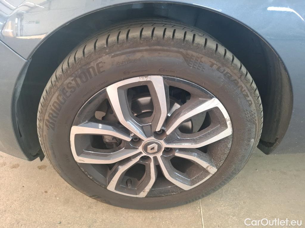  Renault  Clio  IV Intens 0.9 TCe 90CV BVM5 E6 #15
