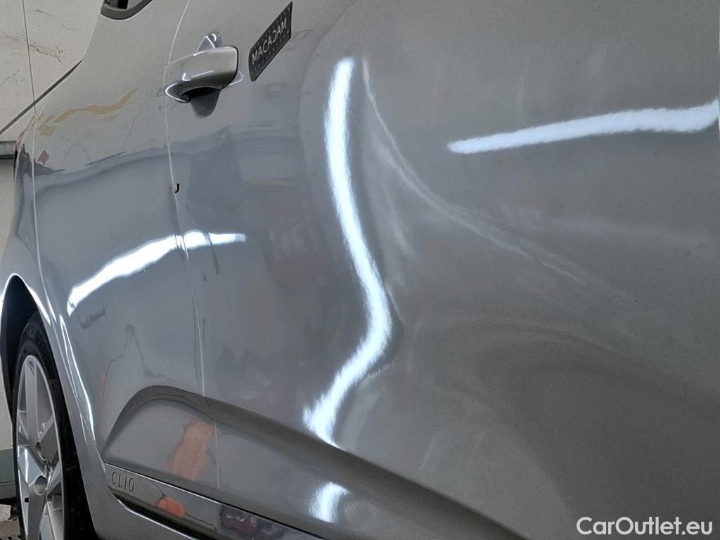  Renault  Clio  V Business 1.6 E-TECH Hybrid 140CV BVA6 E6d #24