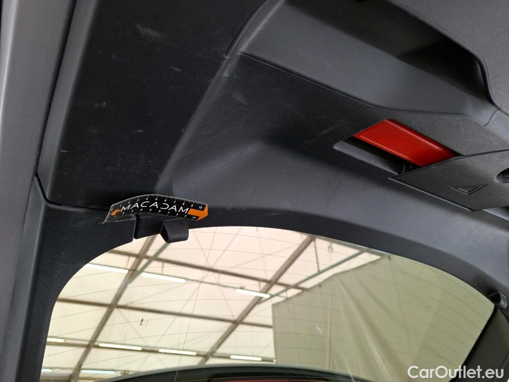  Peugeot  2008  Allure Pack 1.5 HDi 110CV BVM6 E6d #38