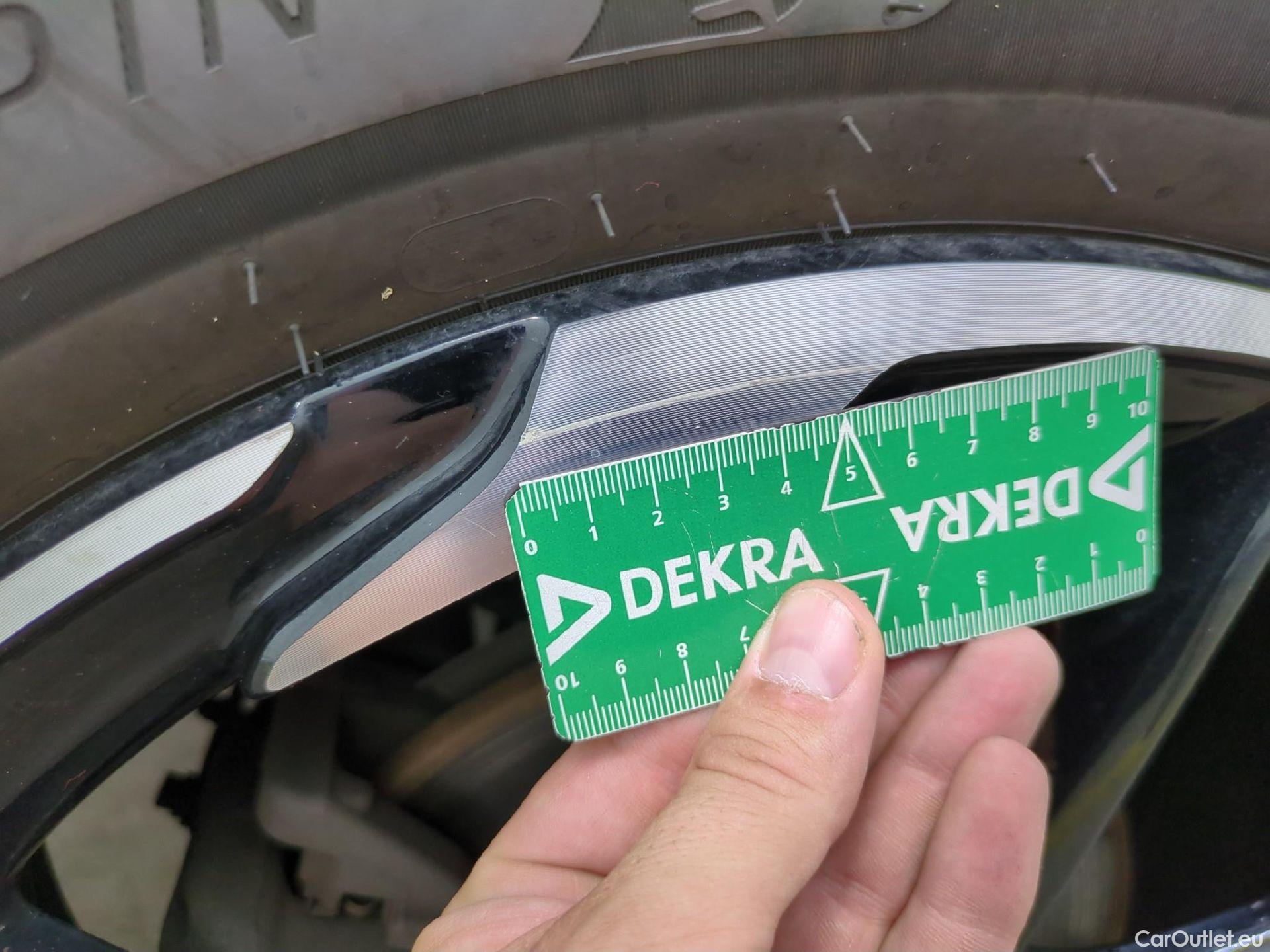  DS  DS7 7 Crossback Performance Line + 1.6 PureTech 180CV BVA8 E6d #20