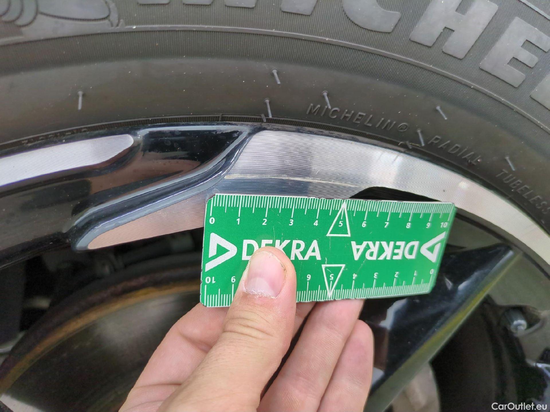  DS  DS7 7 Crossback Performance Line + 1.6 PureTech 180CV BVA8 E6d #6