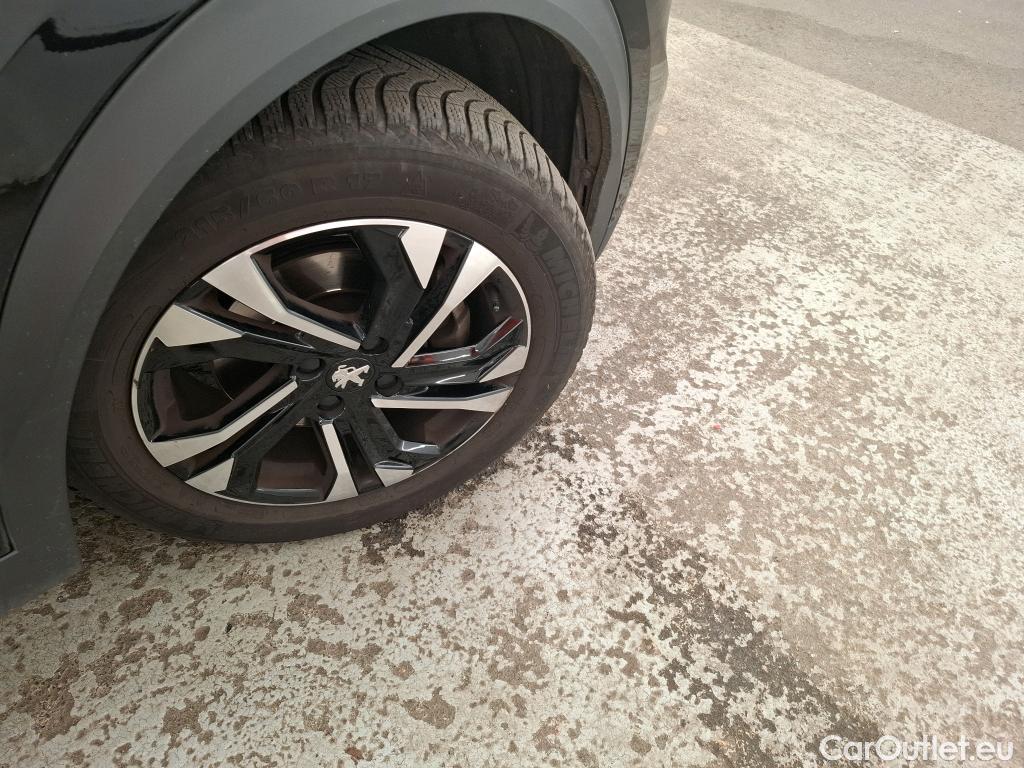  Peugeot  2008  Allure Business 1.5 HDi 130CV BVA8 E6d #36