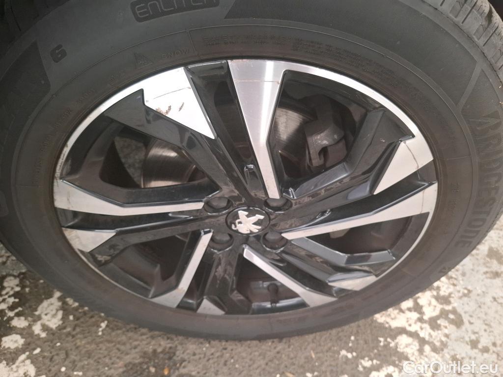  Peugeot  2008  Allure Business 1.5 HDi 130CV BVA8 E6d #26