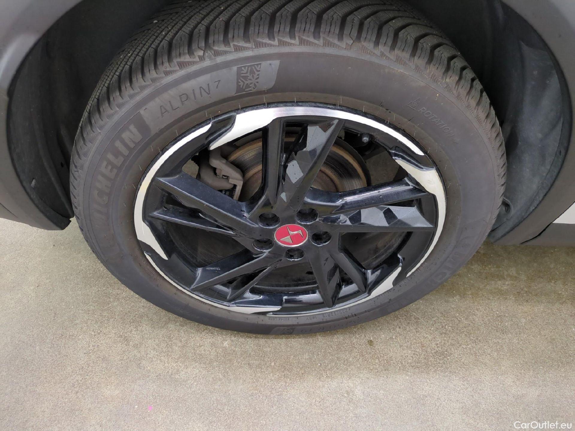 DS  DS7 7 Crossback Performance Line + 1.6 PureTech 180CV BVA8 E6d #17