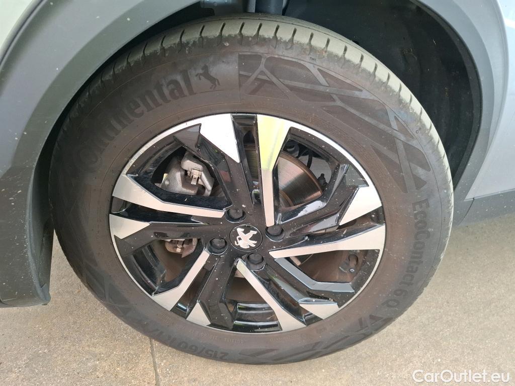  Peugeot  2008  (e-) GT 50kWh BVA #1