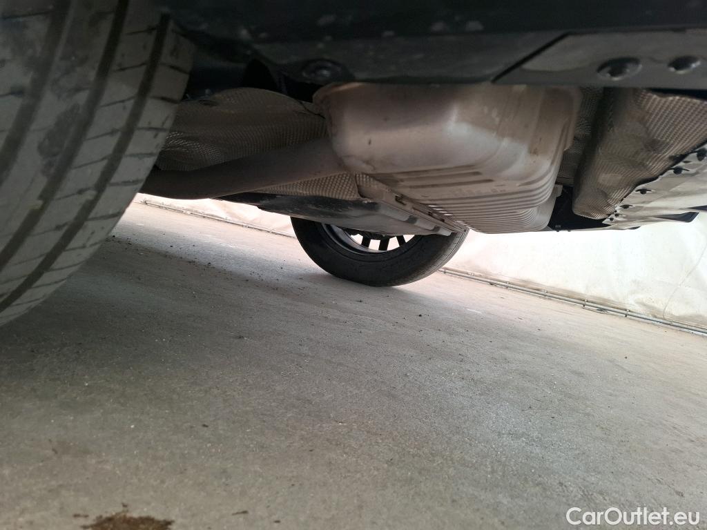  Bmw  X1 BMW  / 2022 / 5P / SUV xDrive25e M Sport DKG7 #8