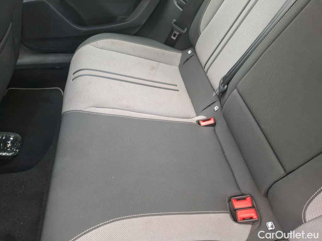  Seat  Leon SEAT  Sportstourer / 2020 / 5P / Break 2.0 TDI 150 DSG S&S Style Business #33