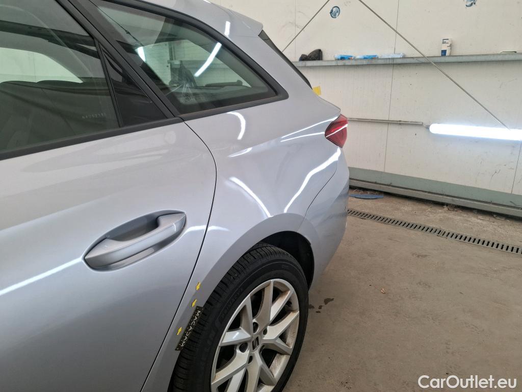  Seat  Leon SEAT  Sportstourer / 2020 / 5P / Break 2.0 TDI 150 DSG S&S Style Business #18