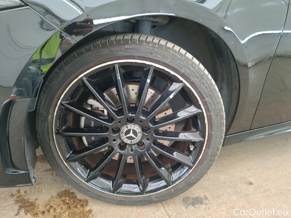  Mercedes  A-Klasse MERCEDES-BENZ Classe A Compact / 2018 / 5P / Berline A 250 e AMG Line 8G-DCT #8