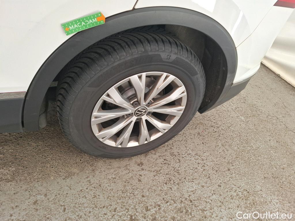  Volkswagen  Tiguan VOLKSWAGEN  / 2020 / 5P / SUV 2.0 TDI 150 DSG7 Life Business #20