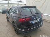  Volkswagen  Tiguan VOLKSWAGEN  / 2020 / 5P / SUV 2.0 TDI 150 BVM6 Active(SP) #2