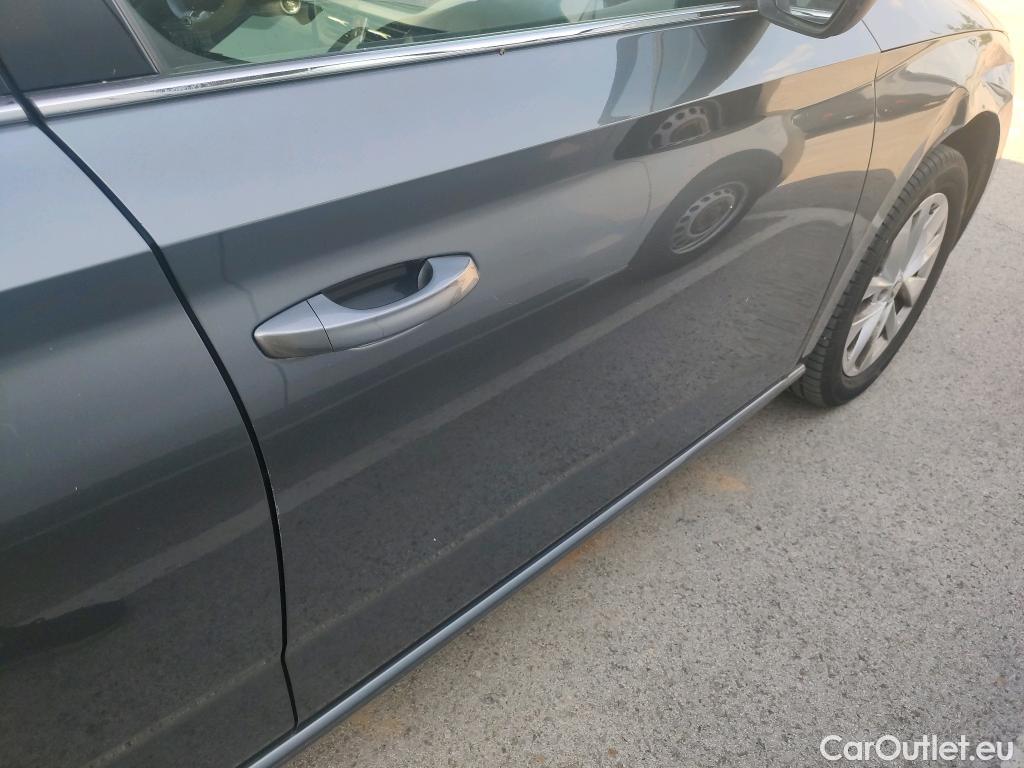  Skoda  Scala SKODA  / 2019 / 5P / berlina con portón 1.0 TSI 81KW (110 CV) Ambition (AC2) #10