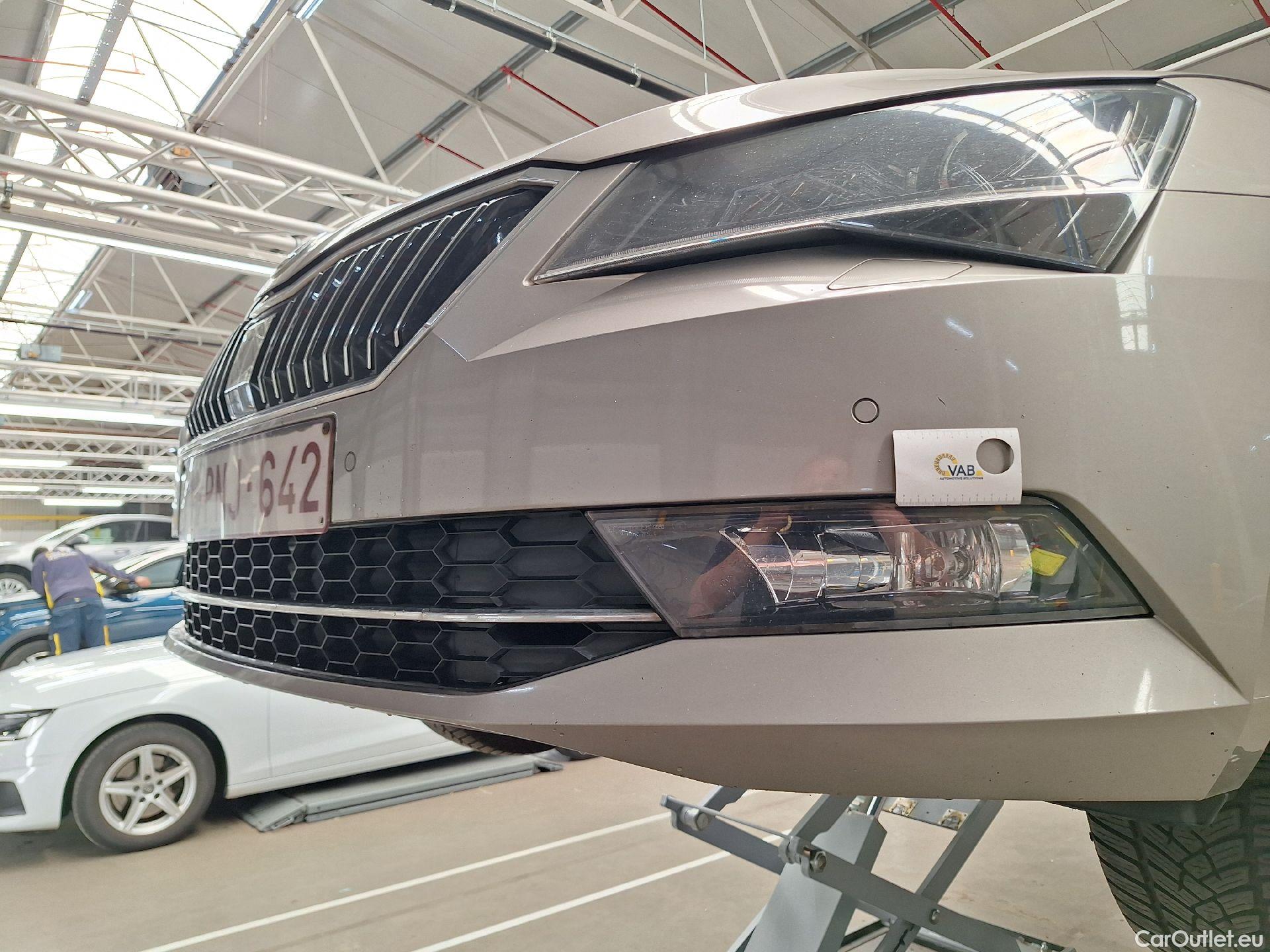  Skoda  Superb Skoda,  Combi '15, Skoda  Combi 2.0 CRTDI 110kW Style 5d #46
