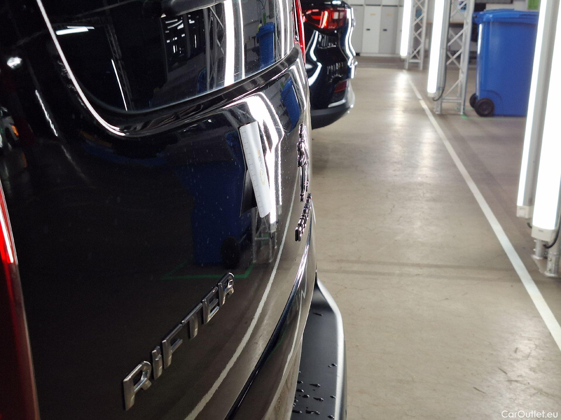  Peugeot  RIFTER Peugeot,  '18, Peugeot  1.5 BlueHDi 100 S/S Allure 5d #12