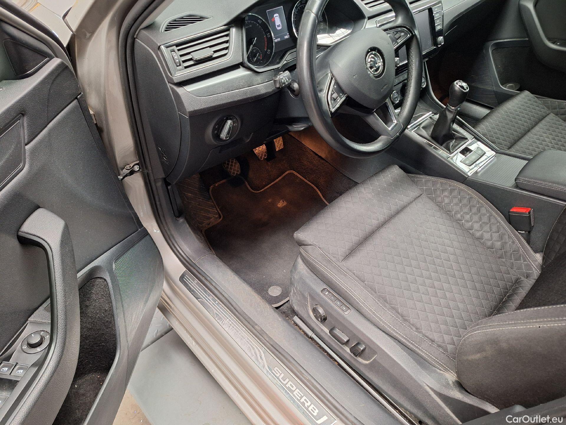  Skoda  Superb Skoda,  Combi '15, Skoda  Combi 2.0 CRTDI 110kW Style 5d #8