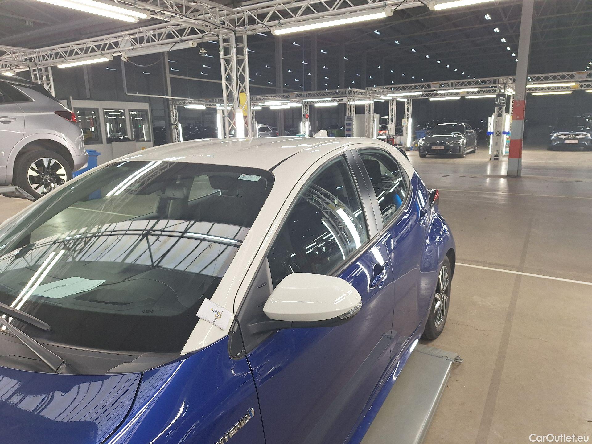  Toyota  Yaris Toyota,  '20, Toyota  1.5 VVT-i Hybrid Iconic e-CVT 5d #4