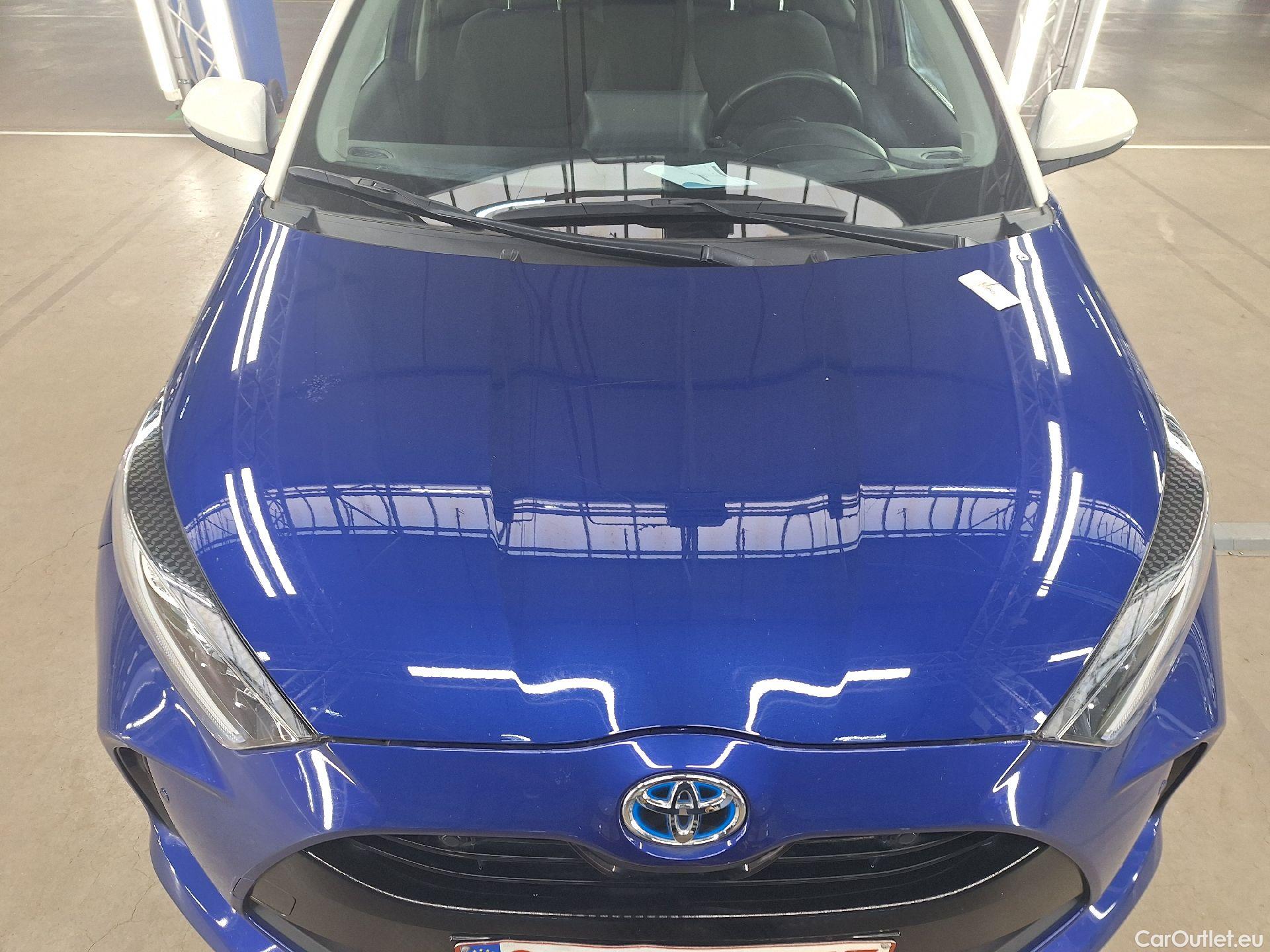  Toyota  Yaris Toyota,  '20, Toyota  1.5 VVT-i Hybrid Iconic e-CVT 5d #1