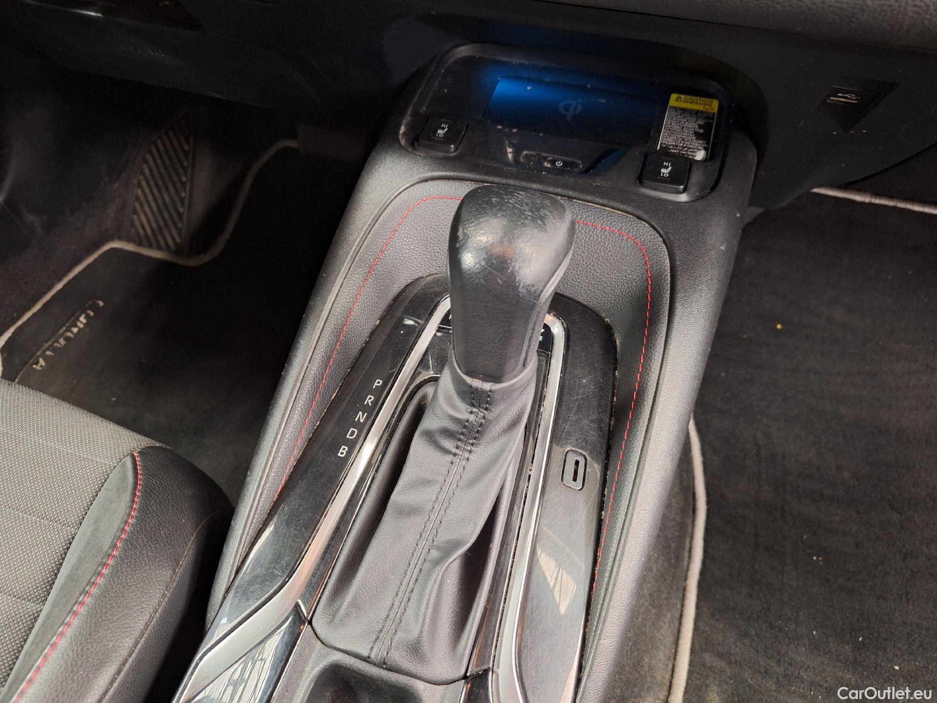  Toyota  Corolla Toyota,  TS '19, Toyota  Touring Sports 1.8 Hybrid Premium e #99