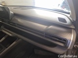  Jeep  Avenger JEEP  / 2022 / 5P / SUV 1.2 TURBO LONGITUDE #101