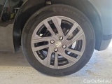  Peugeot  208 PEUGEOT  / 2019 / 5P / BERLINA ACTIVE PACK PURETECH 100 EAT8 S/S AUTO #19
