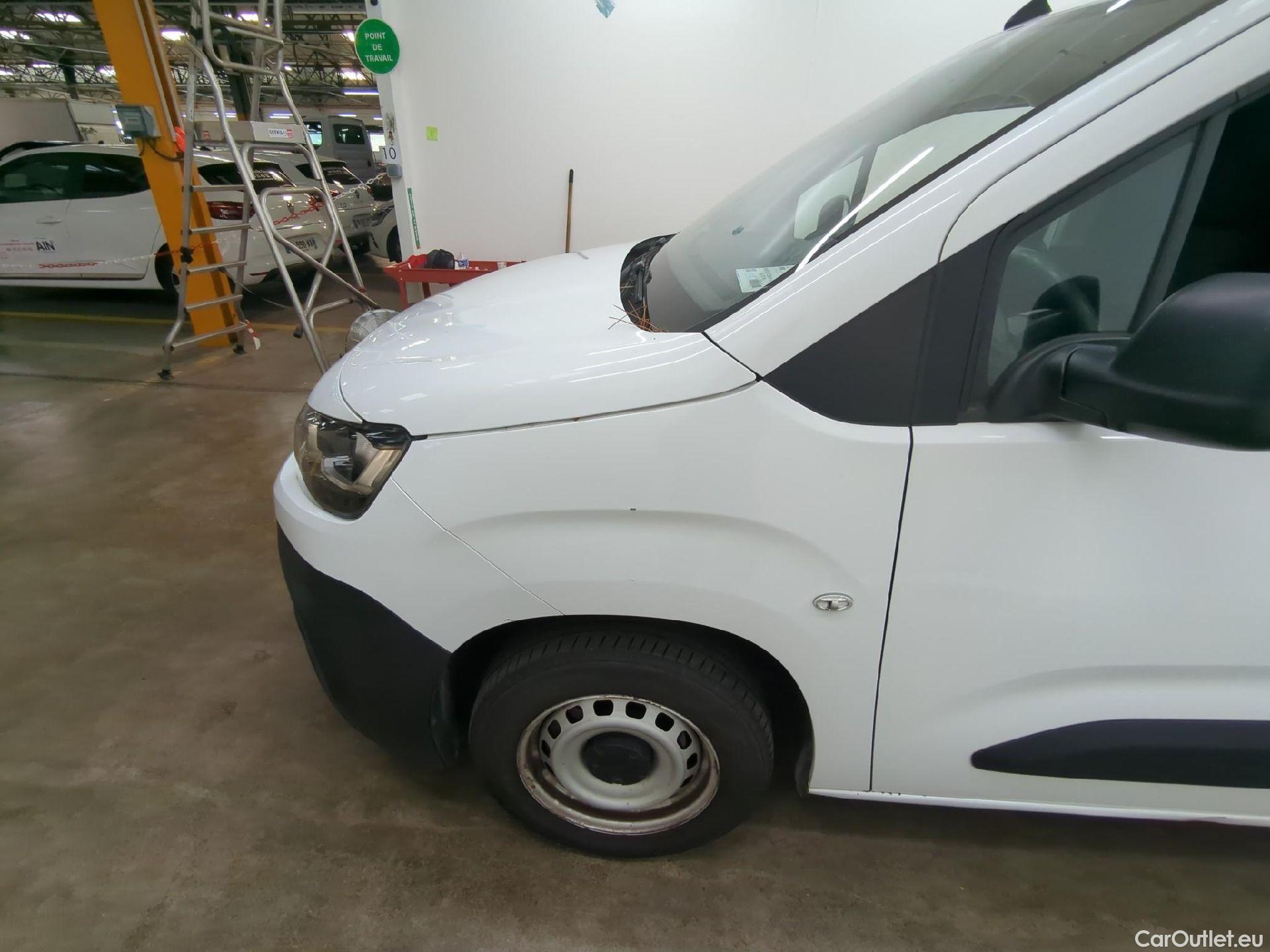  Citroen  Berlingo  Fourgon Club M 650 1.5 BlueHDi 75CV BVM5 E6dT #64