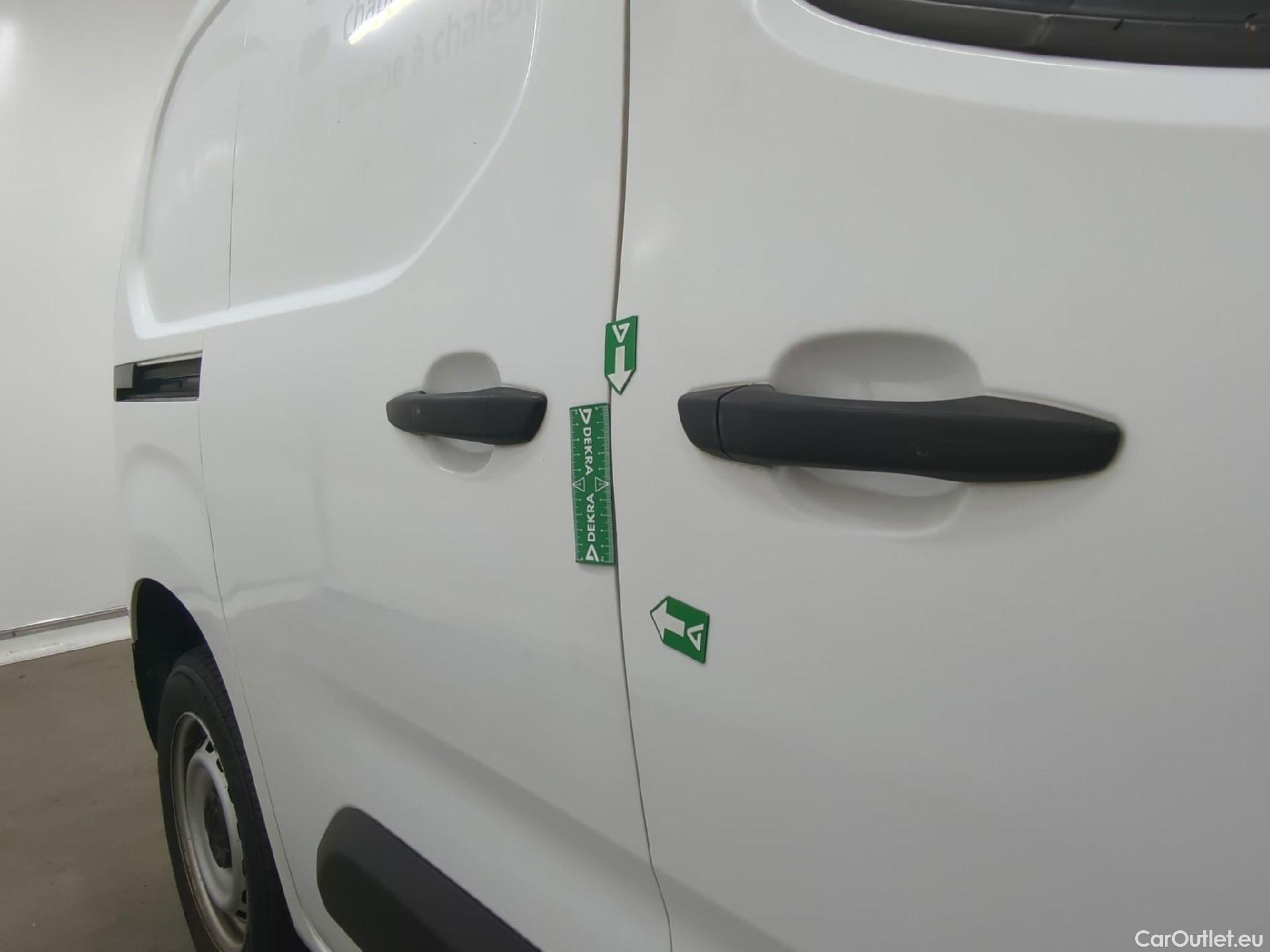  Citroen  Berlingo  Fourgon Club M 650 1.5 BlueHDi 75CV BVM5 E6dT #32