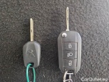  Peugeot  208 PEUGEOT  / 2019 / 5P / BERLINA ACTIVE PACK PURETECH 100 EAT8 S/S AUTO #110